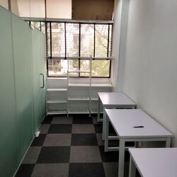 Hotel Royal (D11), Office #457857031